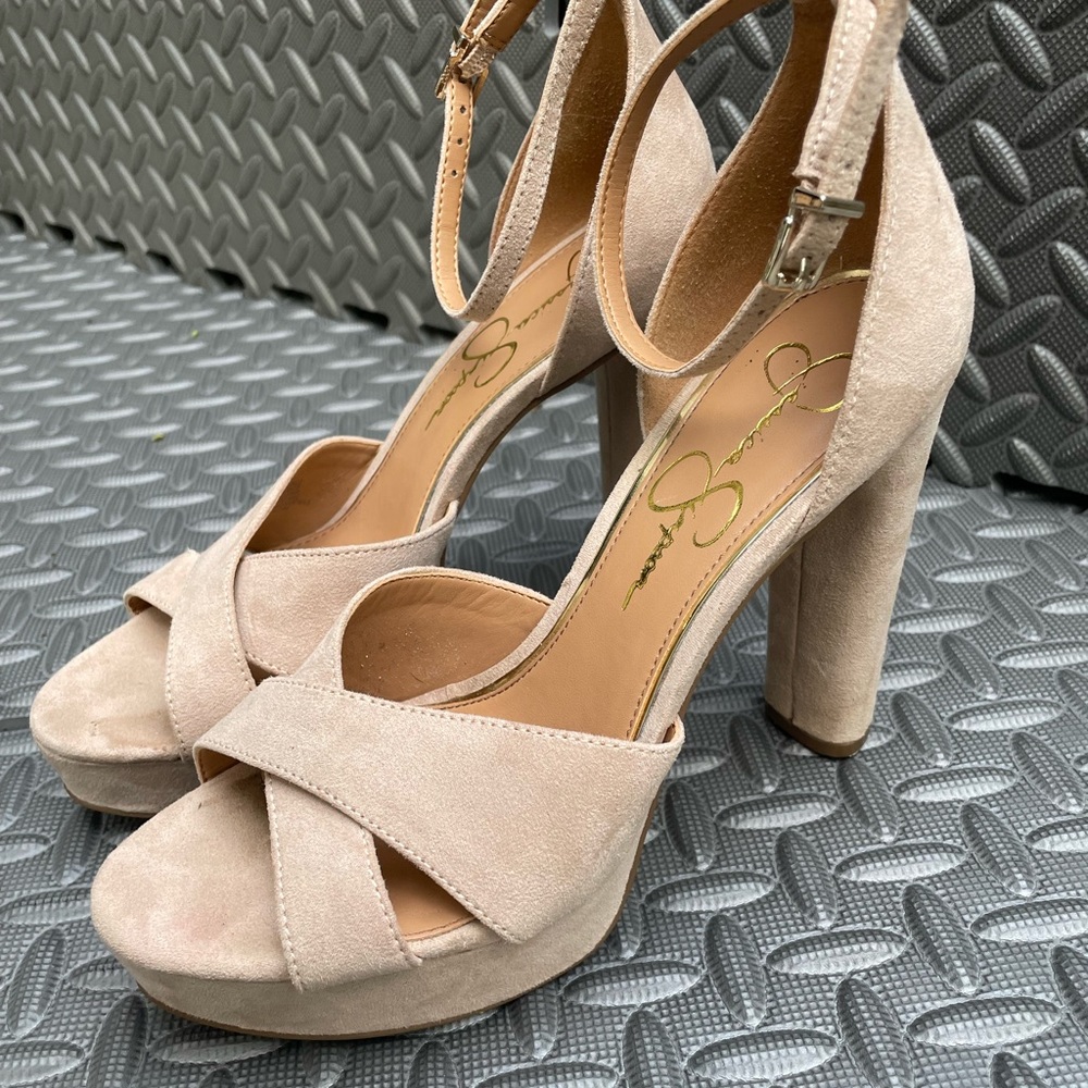 Jessica Simpson size 7.5 Heels